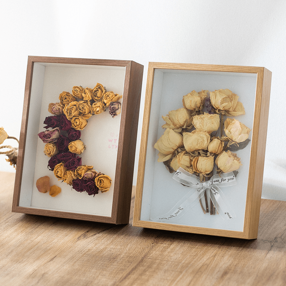 Deep inner frame specimen photo frame showcasing dried roses and floral arrangements for artistic home decor.
