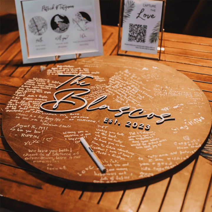 Tableau d'inscription personnalisé pour les invités de mariage