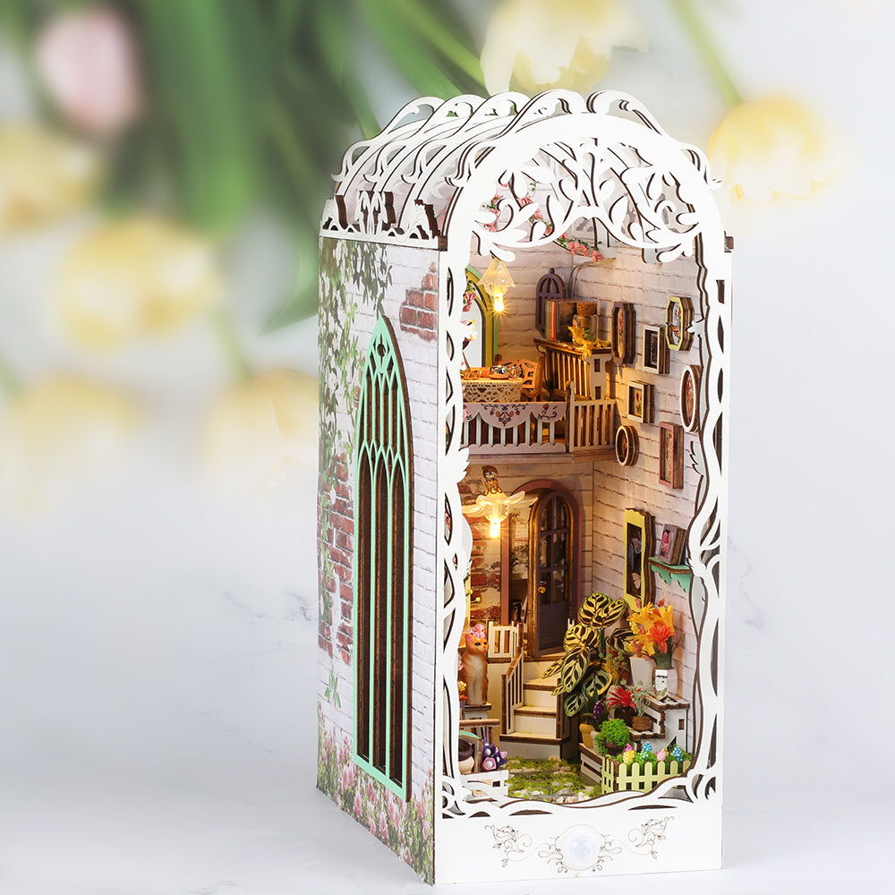 3D wooden puzzle DIY book nook kit featuring a classical European design with intricate details and lighting.