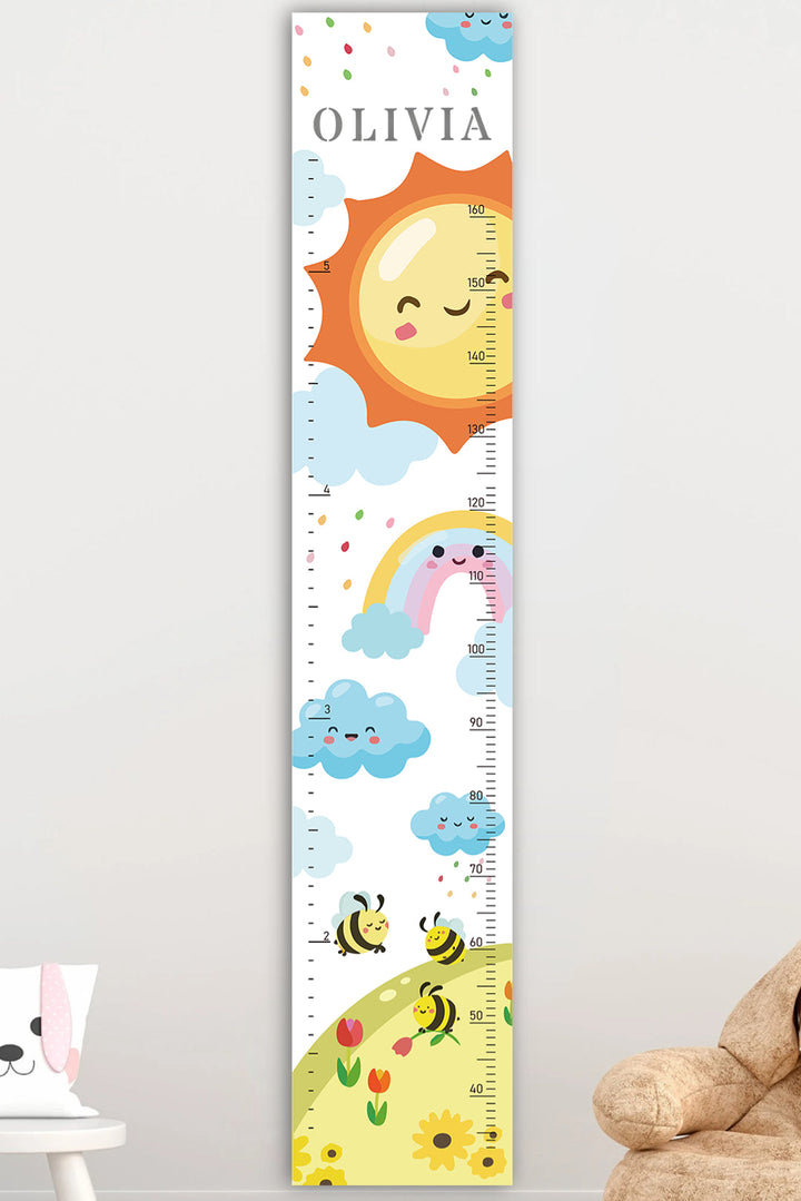 Personalisierte hölzerne Regenbogen-Wachstumstabelle Höhenmesser