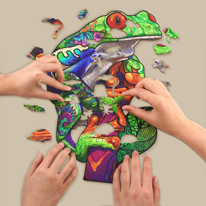 Tree Frog Wooden Jigsaw Puzzle