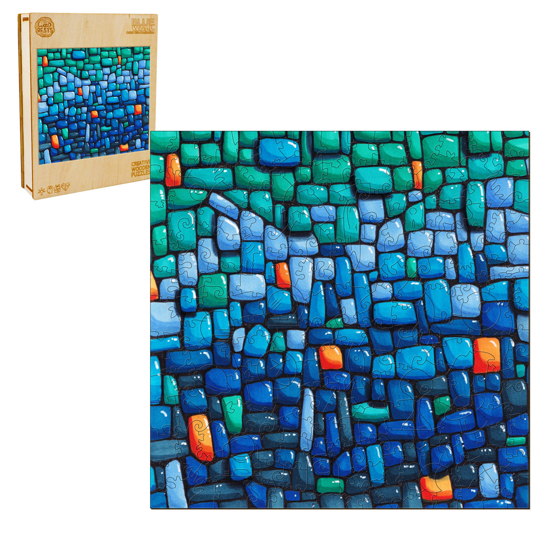 Holzpuzzle mit blauer Wand – von der Künstlerin Erin Desjardine