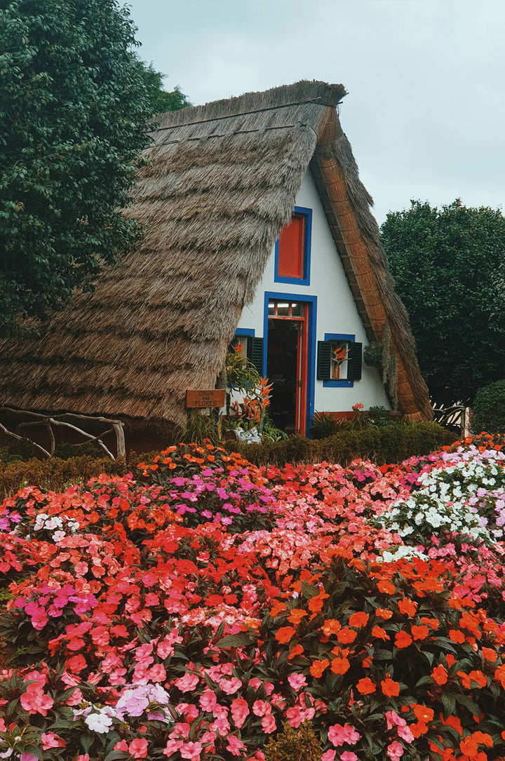 Flower House 500 / 1000 Piece Puzzle