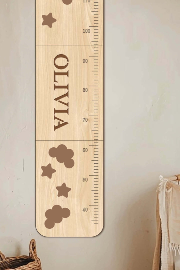 Tableau de croissance personnalisé en bois avec girafe mignonne
