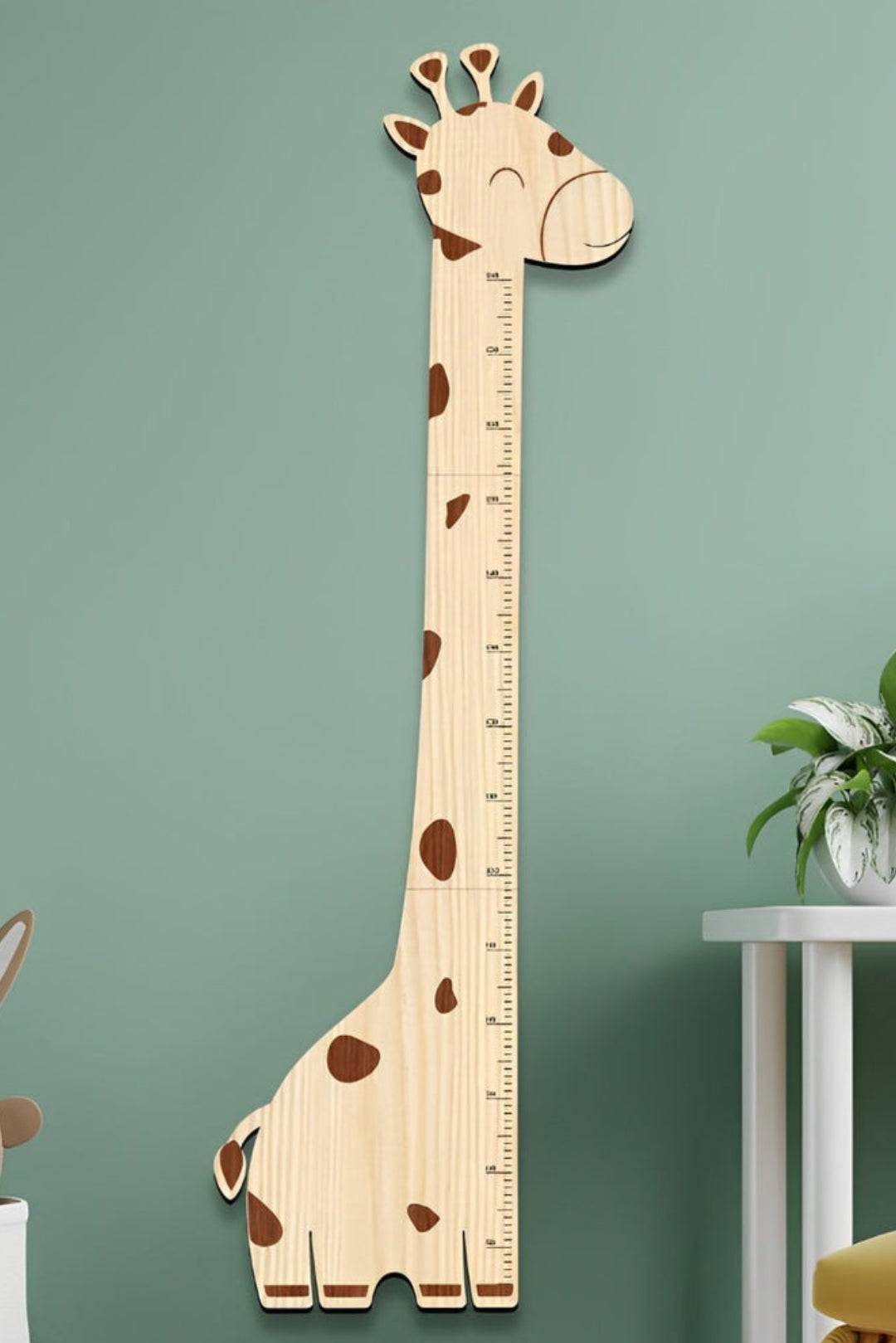 Personalized wooden giraffe growth chart height ruler for kids, perfect for measuring height and room decor.