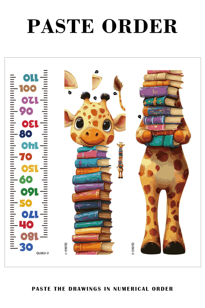Adorable girafe tenant des livres Autocollant mural toise de croissance