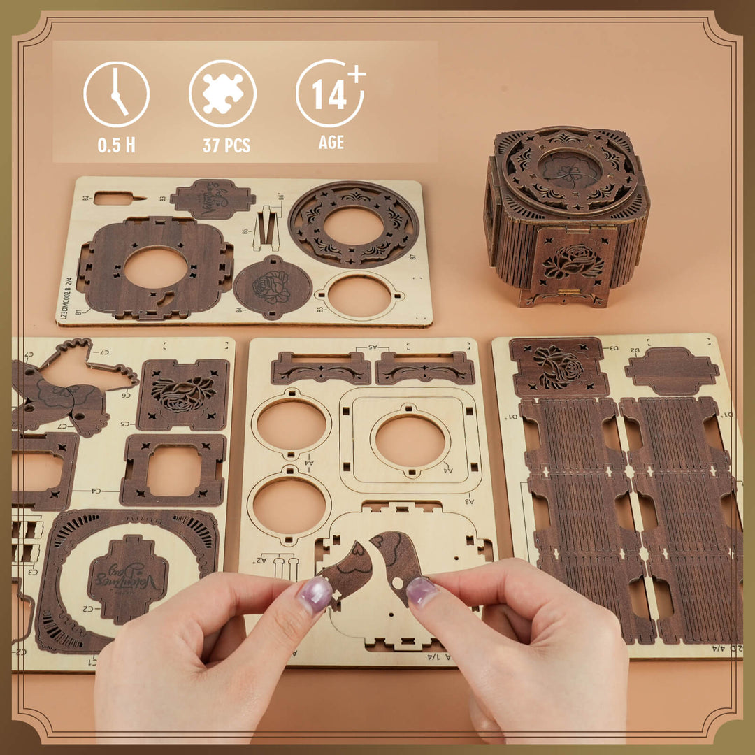 Walnut – 3D Music Ring Box